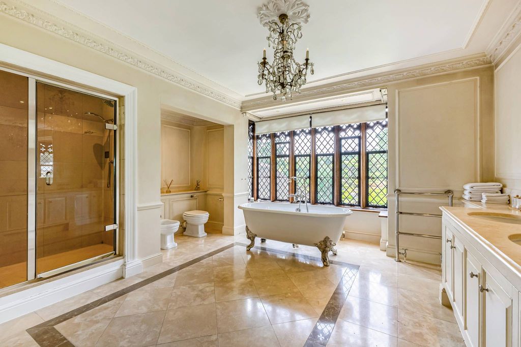 Luxury 9 bedroom Detached House for sale in London, United Kingdom — photo 6