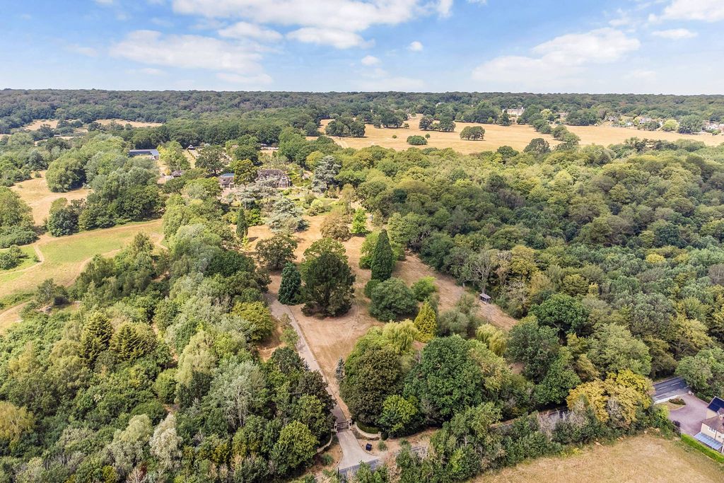 Luxury 9 bedroom Detached House for sale in London, United Kingdom — photo 19
